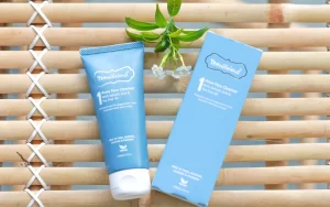 Sữa rửa mặt Teenilicious Acne Face Cleanser cho da dầu mụn